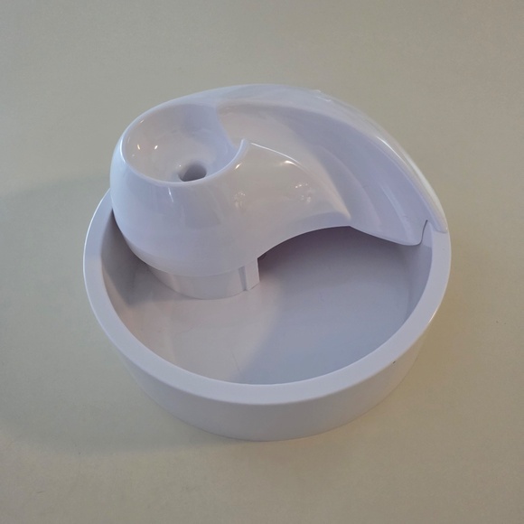 Harmony Waterslide Classic Pet Fountain - Opened box - Picture 7 of 9